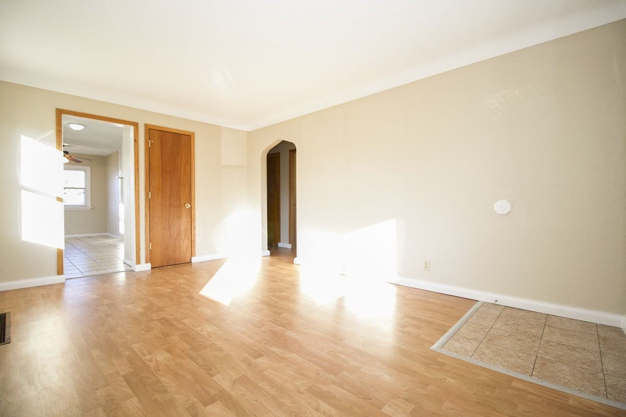 2909 123rd St #NA - Photo 4 of 24