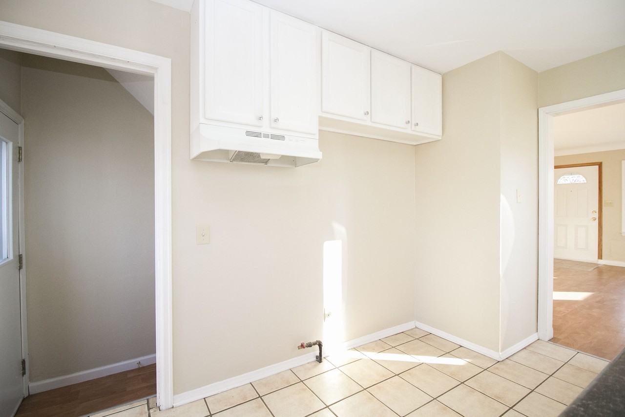 2909 123rd St #NA - Photo 6 of 24