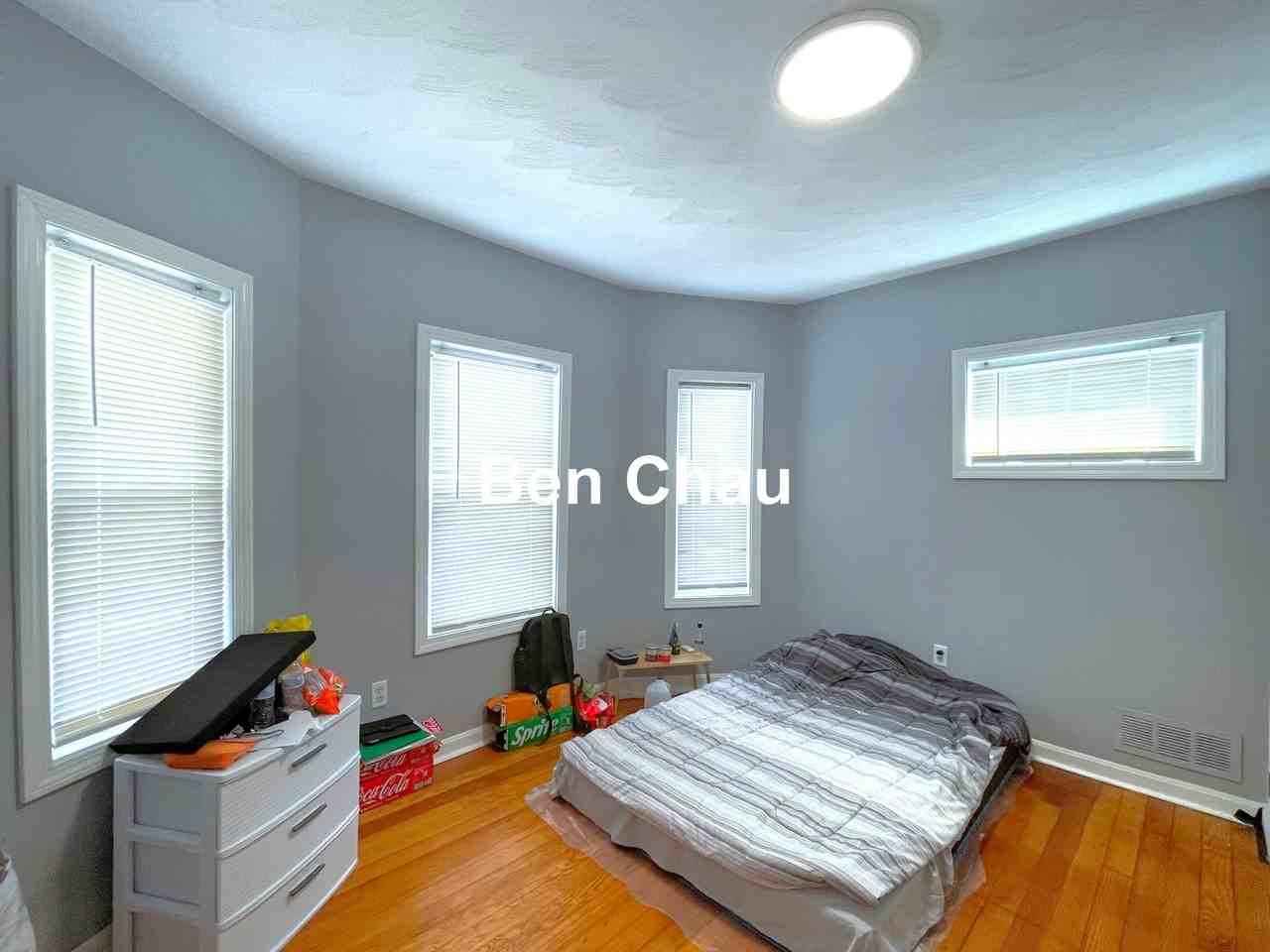 48 Derby St #1B - Photo 6 of 10