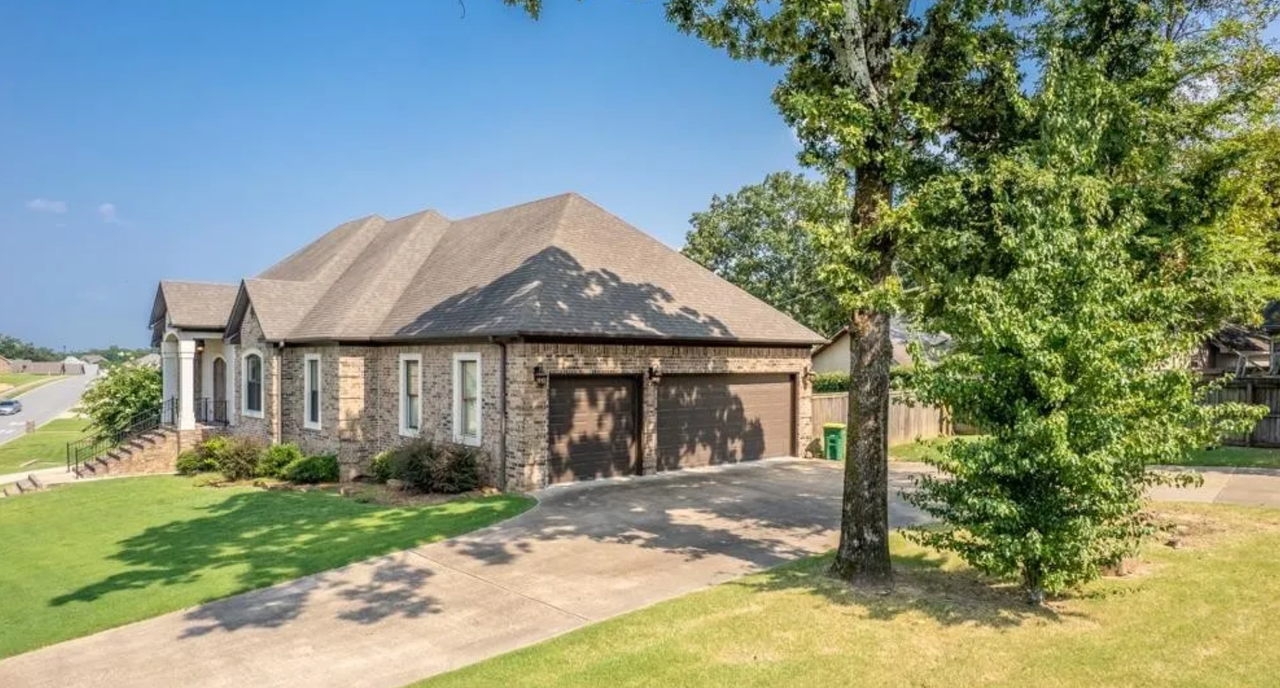 9009 E Woodruff Ave #NA - Photo 2 of 30