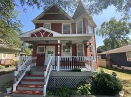 featured image of 4711 Main St #2