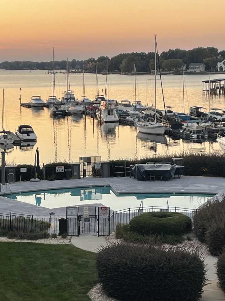 18865 Vineyard Point Ln #33 - Photo 2 of 29