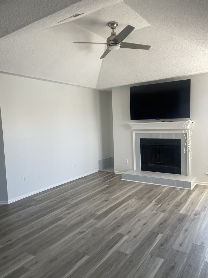 18865 Vineyard Point Ln #33 - Photo 6 of 29