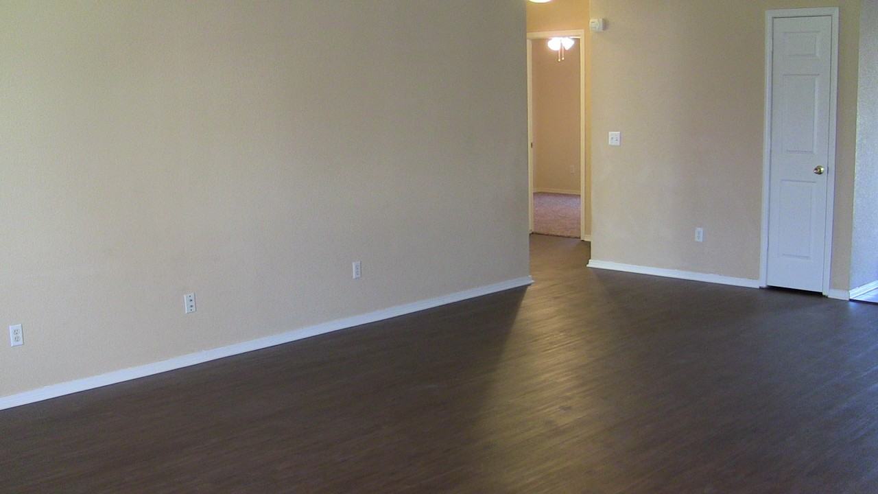 528 Evergreen Cir #NA - Photo 2 of 15