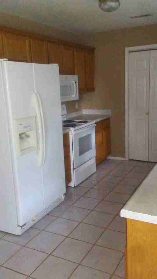 528 Evergreen Cir #NA - Photo 6 of 15