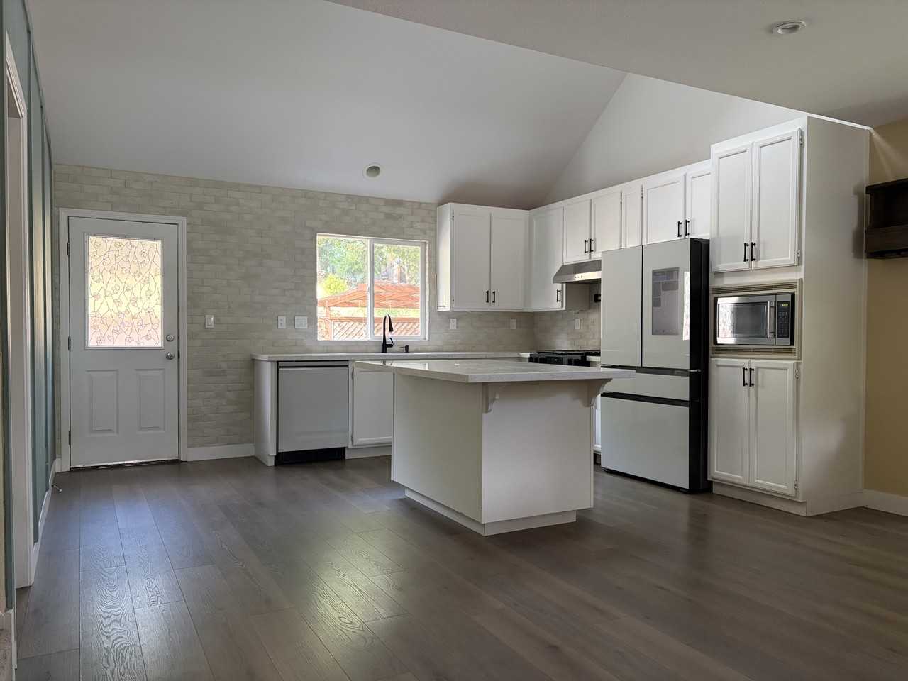 1651 Neotomas Ave #NA - Photo 5 of 15