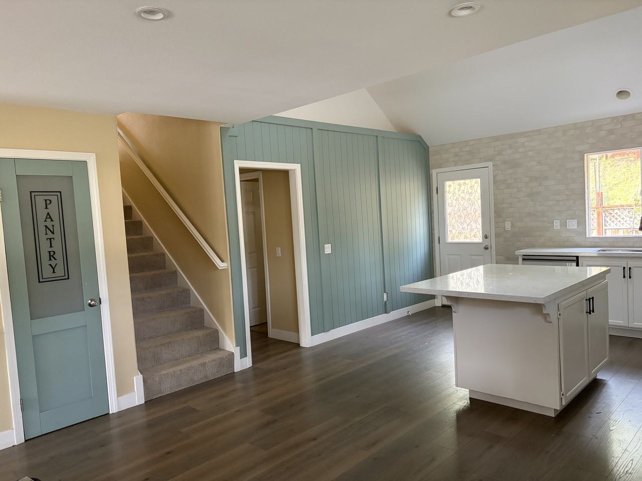 1651 Neotomas Ave #NA - Photo 6 of 15