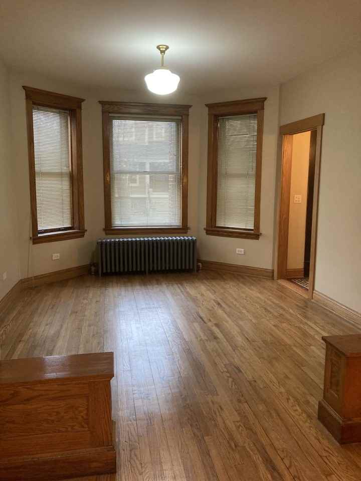 3656 N Leavitt St #1stFLFRONT - Photo 7 of 8