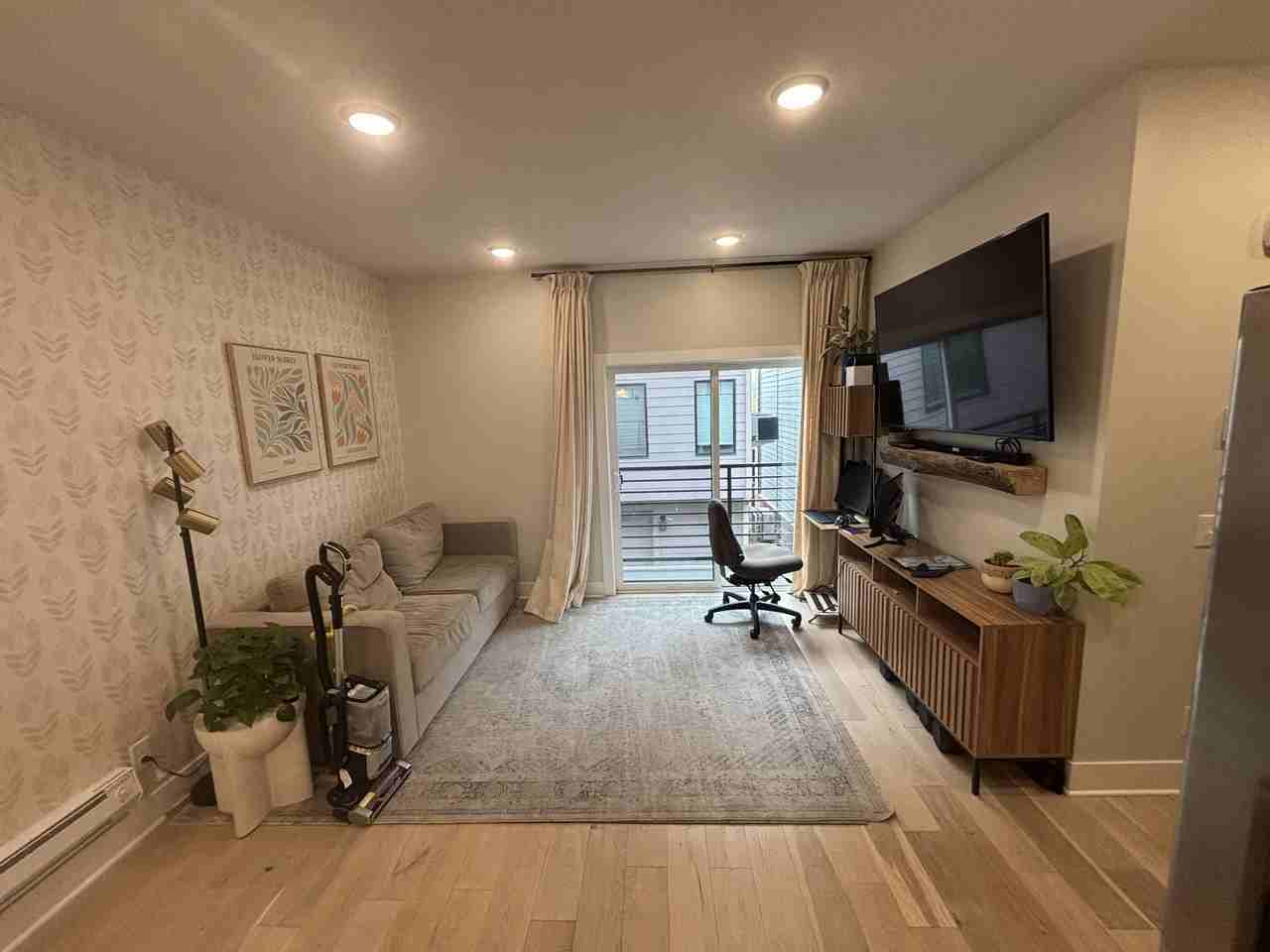 823 S 30th Ct #823 - Photo 7 of 10