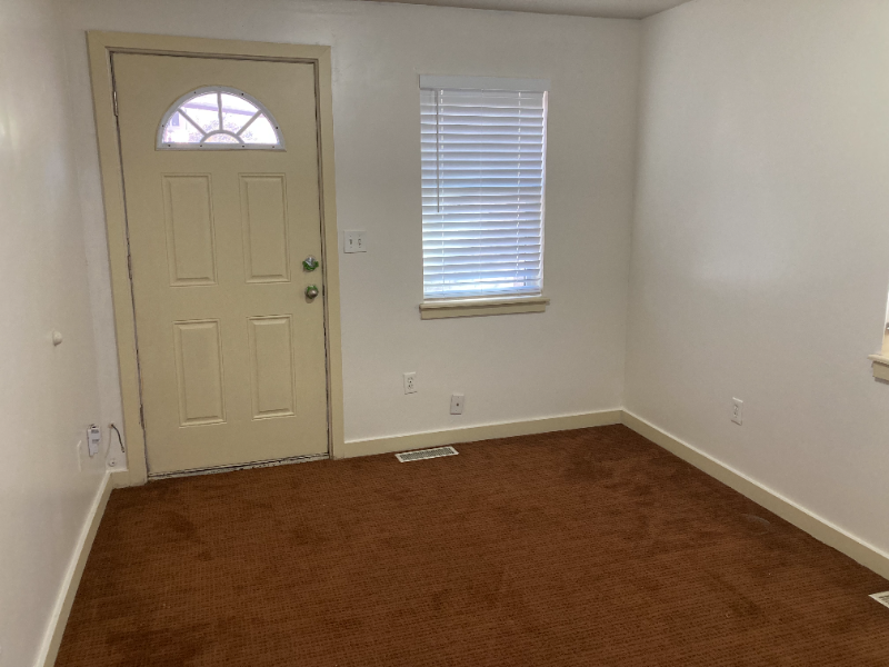 335 N 700 E - Photo 5 of 6