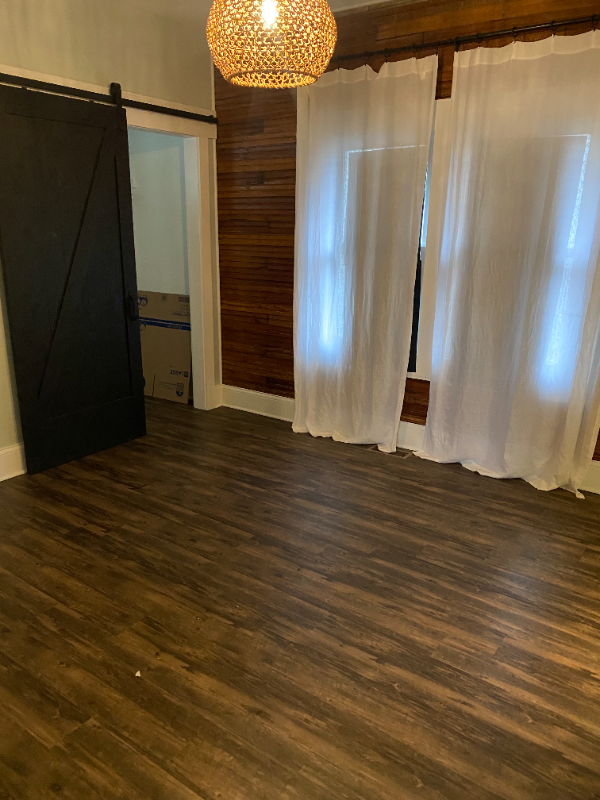 931 N Lasalle St - Photo 6 of 37