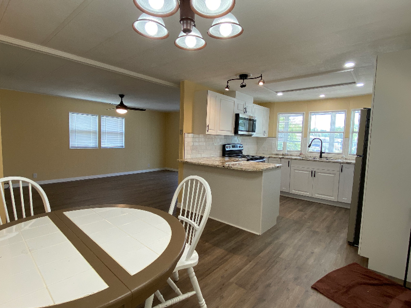 144 Stuart Cir - Photo 3 of 27