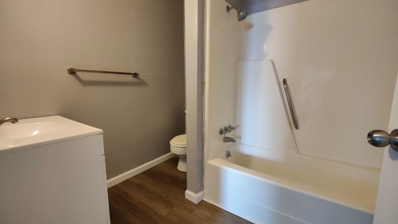 401 Duke St #9 - Photo 5 of 7