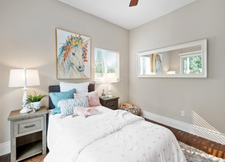 430 Jerome St - Photo 2 of 8