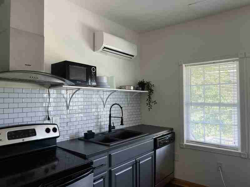 2410 24th And Perry Street - Photo 2 of 22