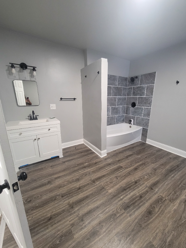 813 S 9th St - Photo 5 of 14