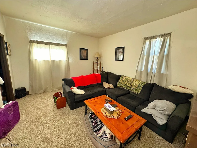 108 N 9th St - Photo 2 of 7