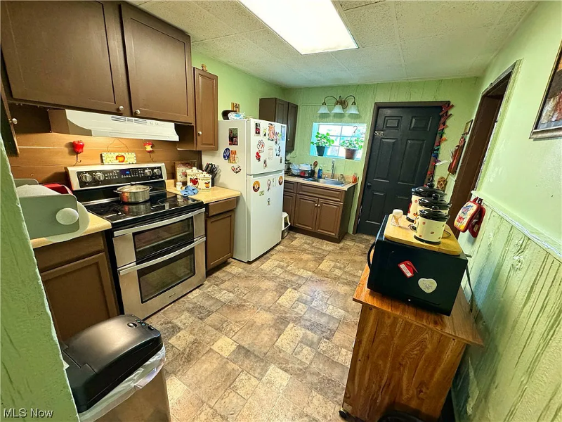 108 N 9th St - Photo 3 of 7