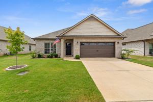 featured image of 14717 Greenleaf Dr