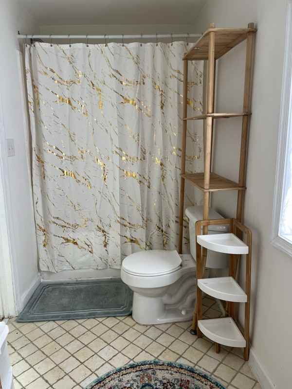 24Th Block Perry St #2R - Photo 6 of 10