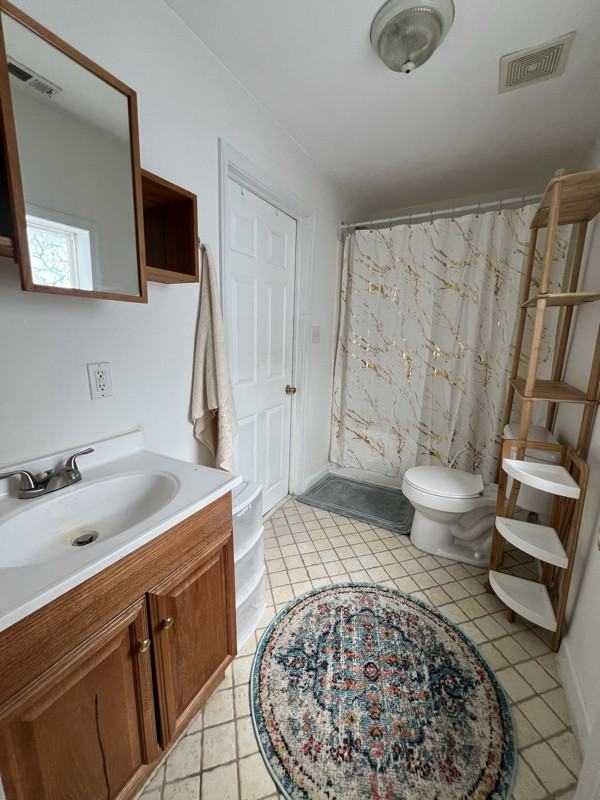 24Th Block Perry St #2R - Photo 7 of 10