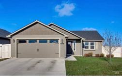 698 Diamond Lake St - Photo 1 of 1