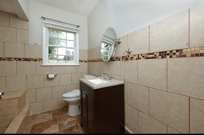 3775 Steam Mill Rd - Photo 4 of 20