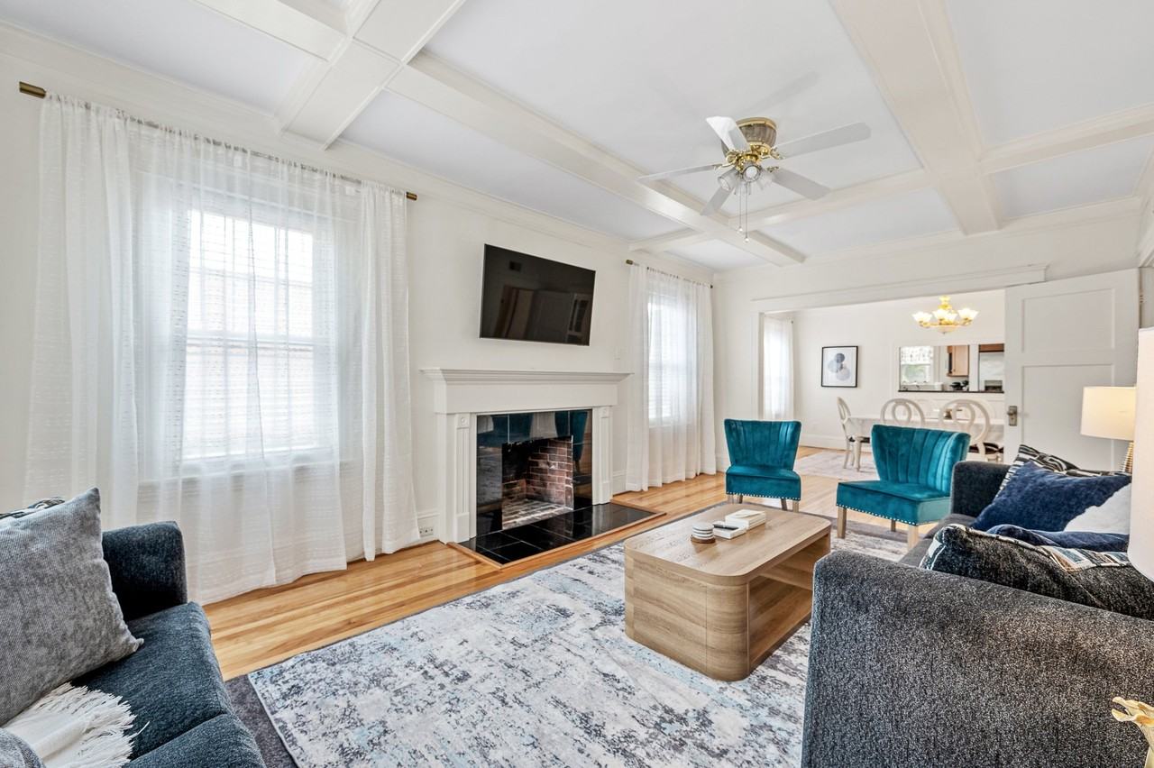 9 Ivanhoe Rd #9 - Photo 2 of 20