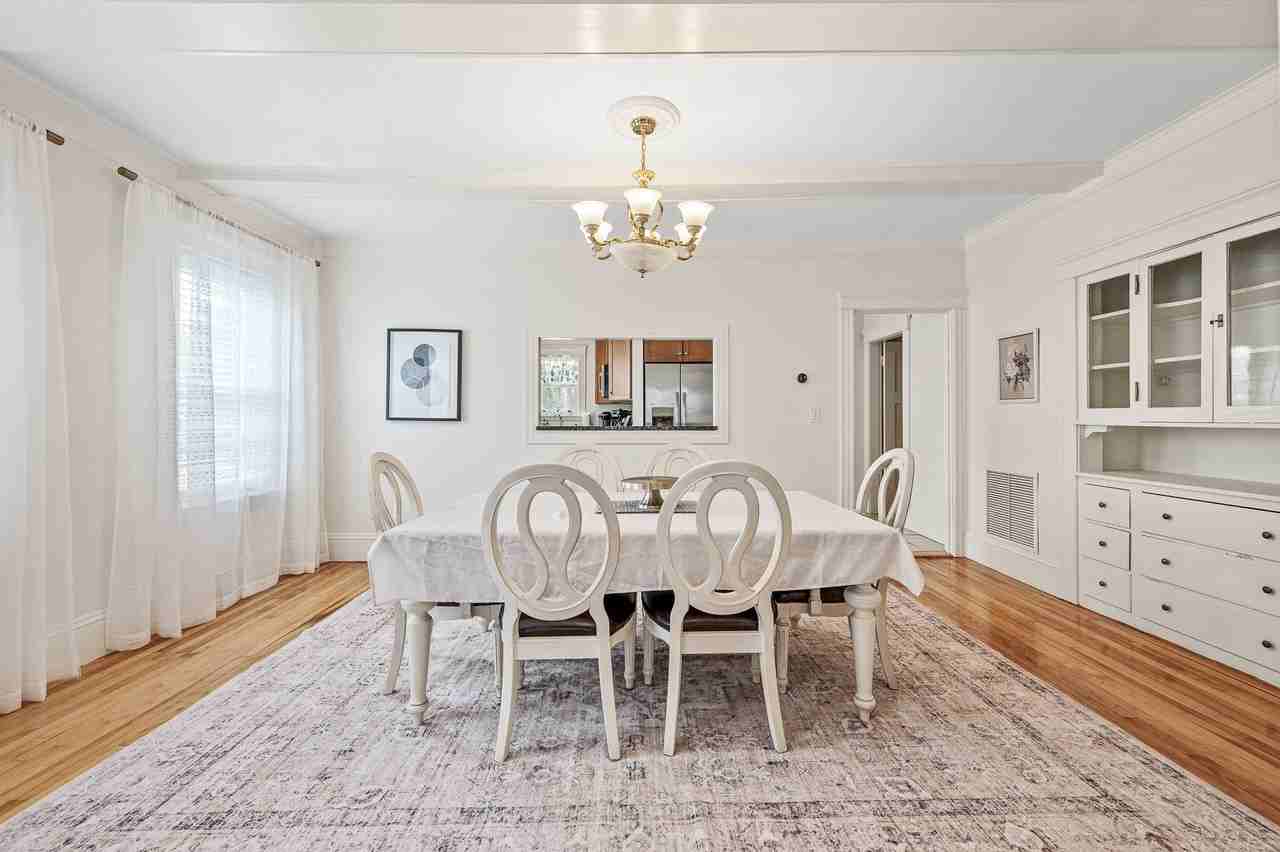 9 Ivanhoe Rd #9 - Photo 3 of 20