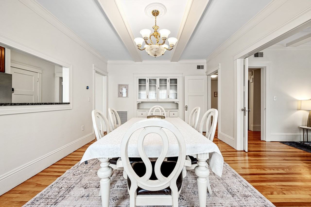 9 Ivanhoe Rd #9 - Photo 4 of 20