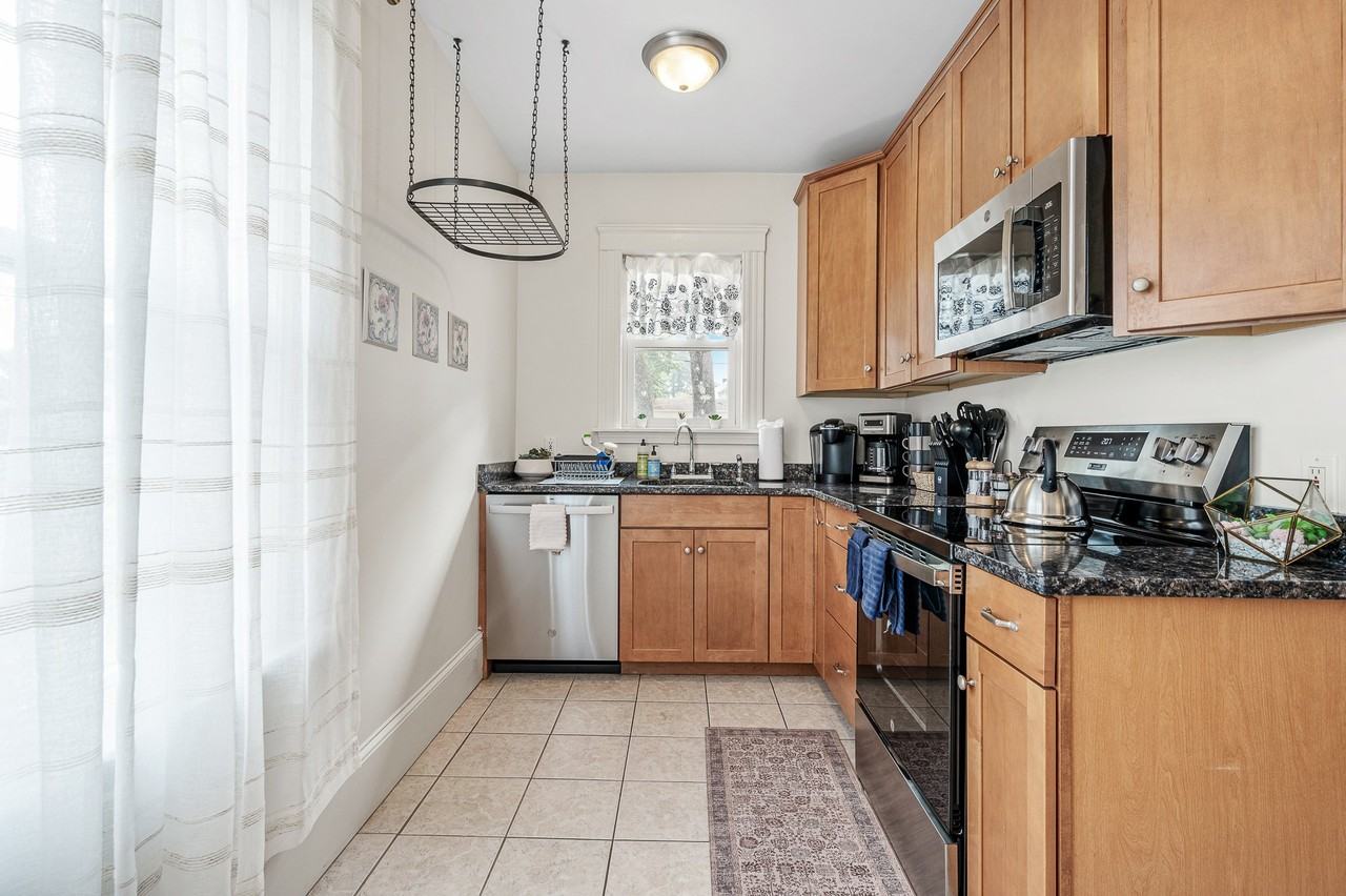 9 Ivanhoe Rd #9 - Photo 7 of 20