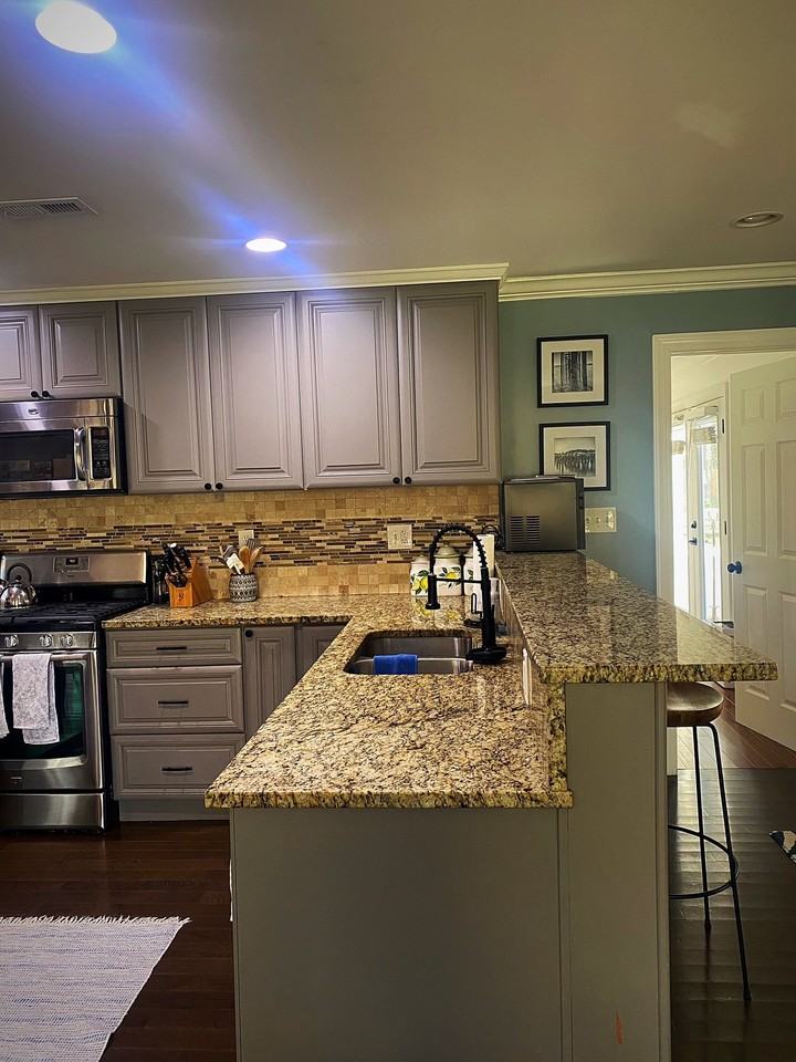 2604 Boswell Ave - Photo 4 of 20