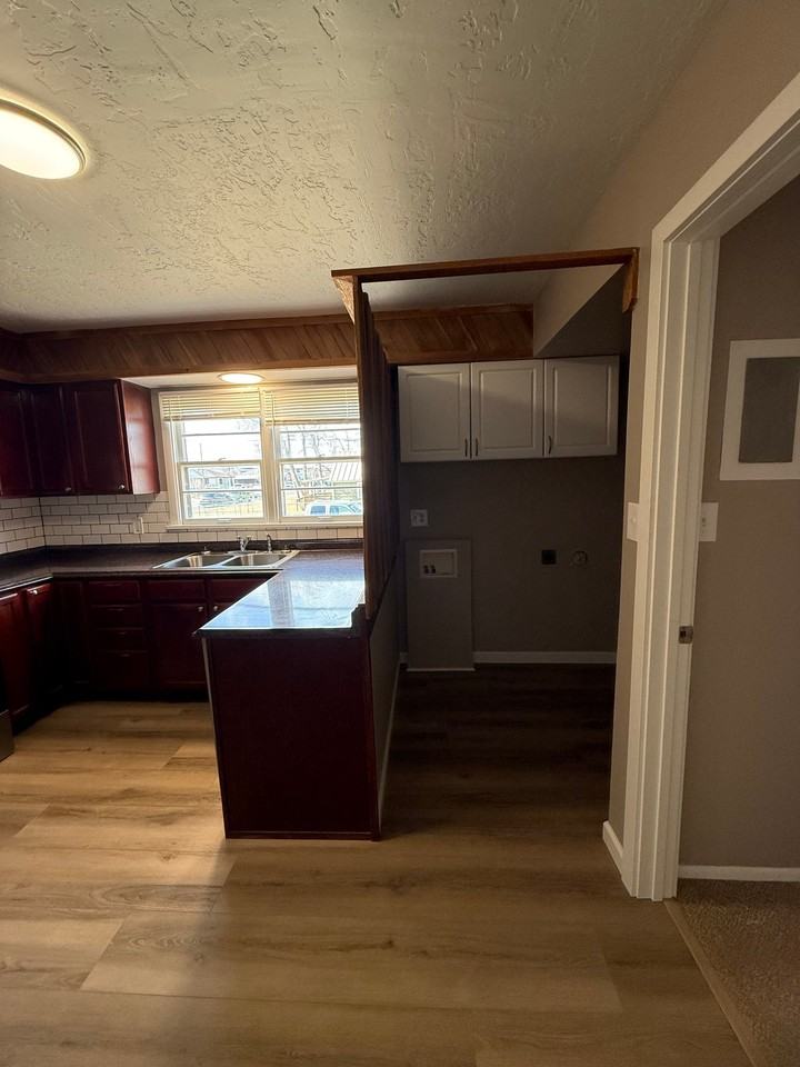 1425 4th Ave Nw - Photo 2 of 19