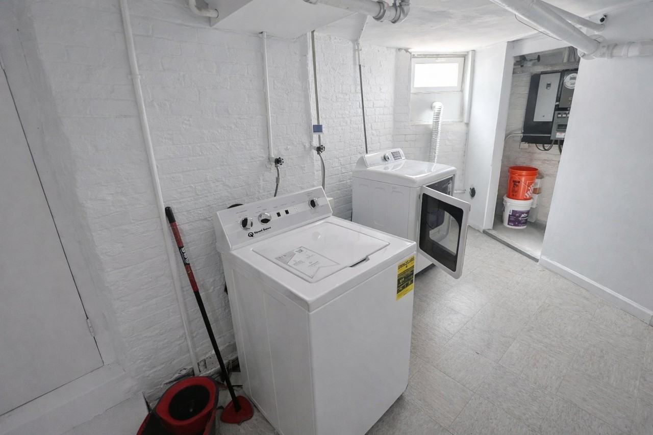 1 New York Ave #1 - Photo 7 of 8