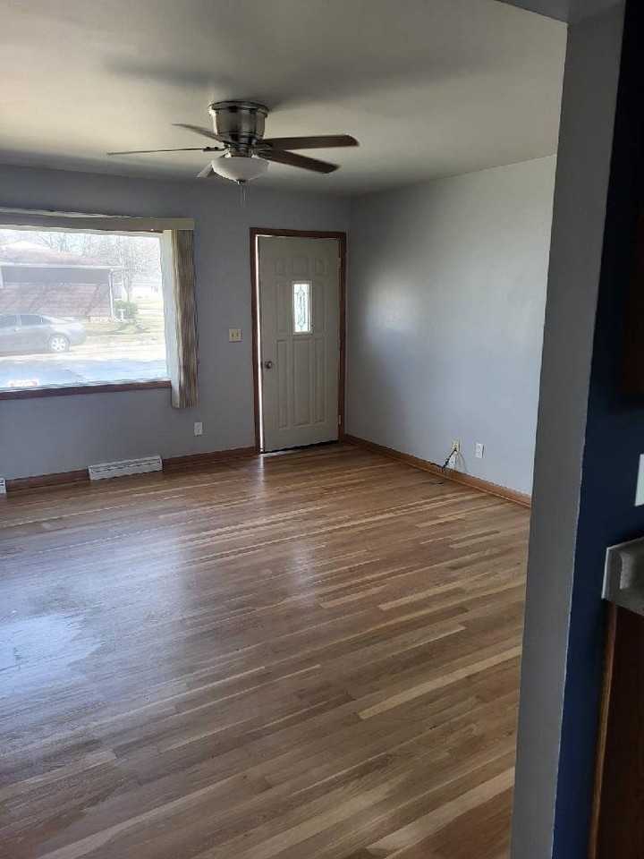 1306 N 28th St - Photo 2 of 13