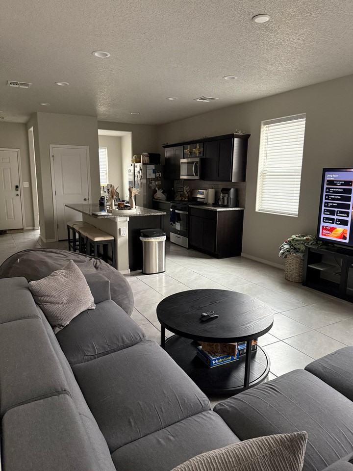 1987 Tesoro Loop Nw - Photo 3 of 7