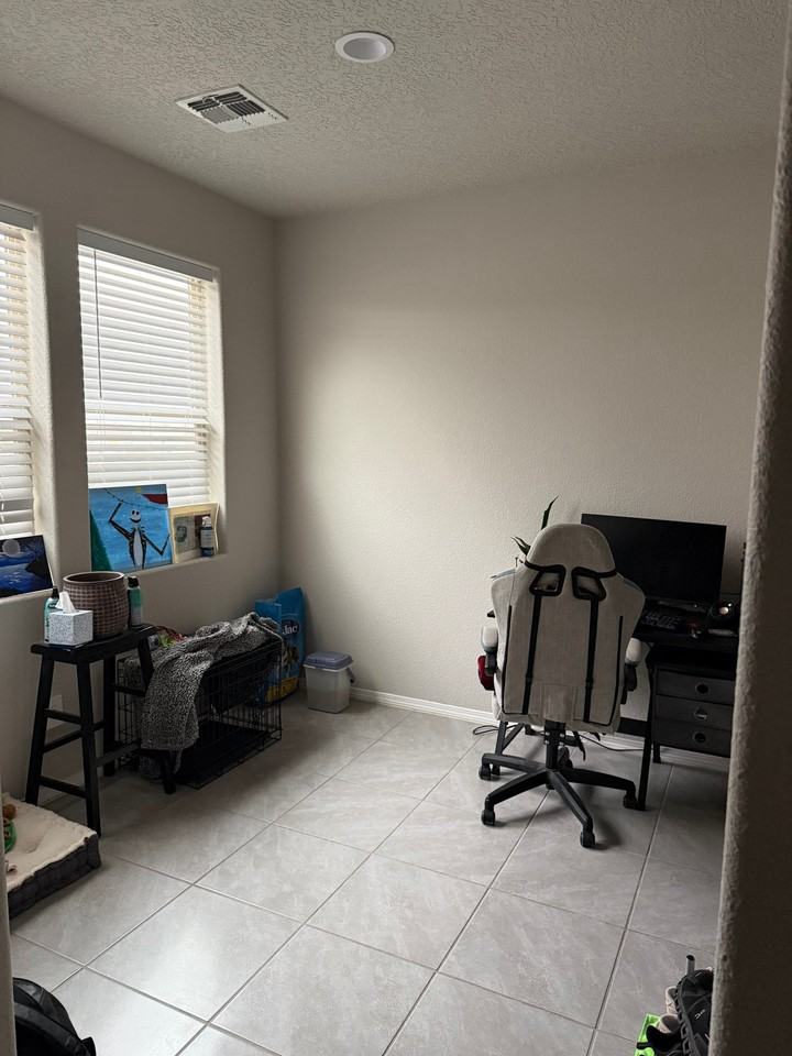 1987 Tesoro Loop Nw - Photo 4 of 7