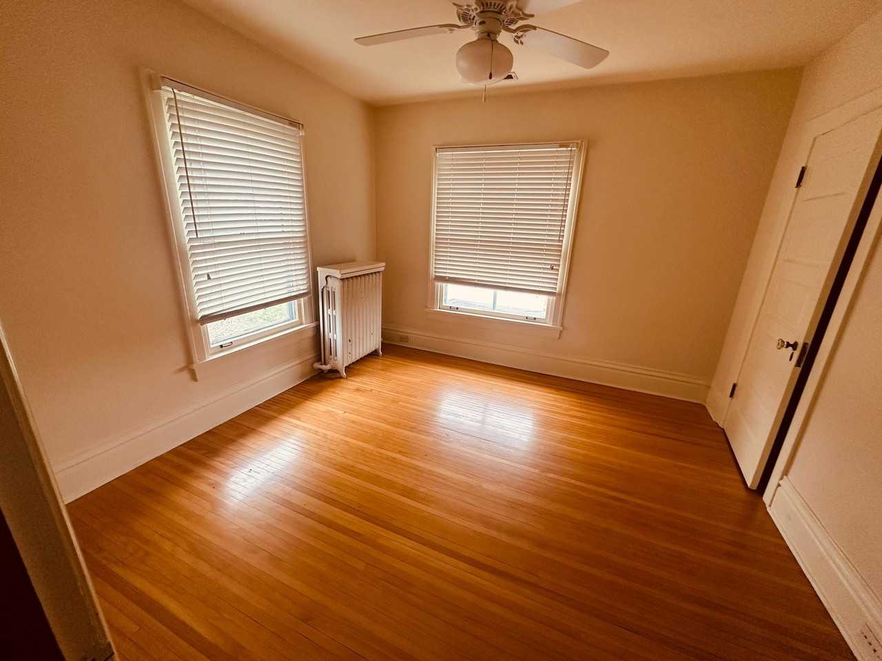 113 N Batavia Ave #1-2 - Photo 5 of 10