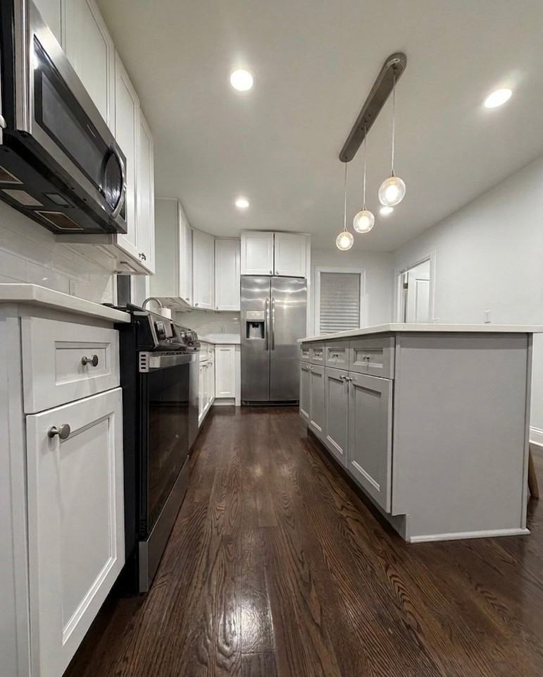 61 Chesntut St #2 - Photo 5 of 19