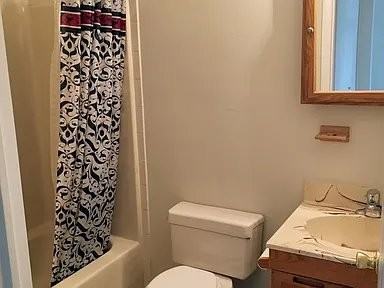 385 New Magnolia Rd #C - Photo 6 of 10