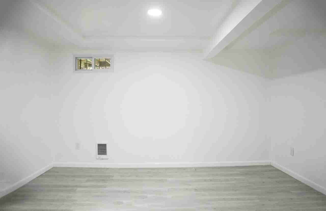 2350 Baldwin Ave #1B - Photo 5 of 7