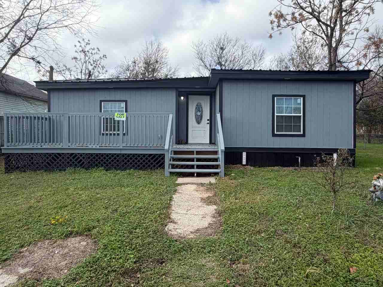 806 S Rusk Ave - Photo 2 of 18