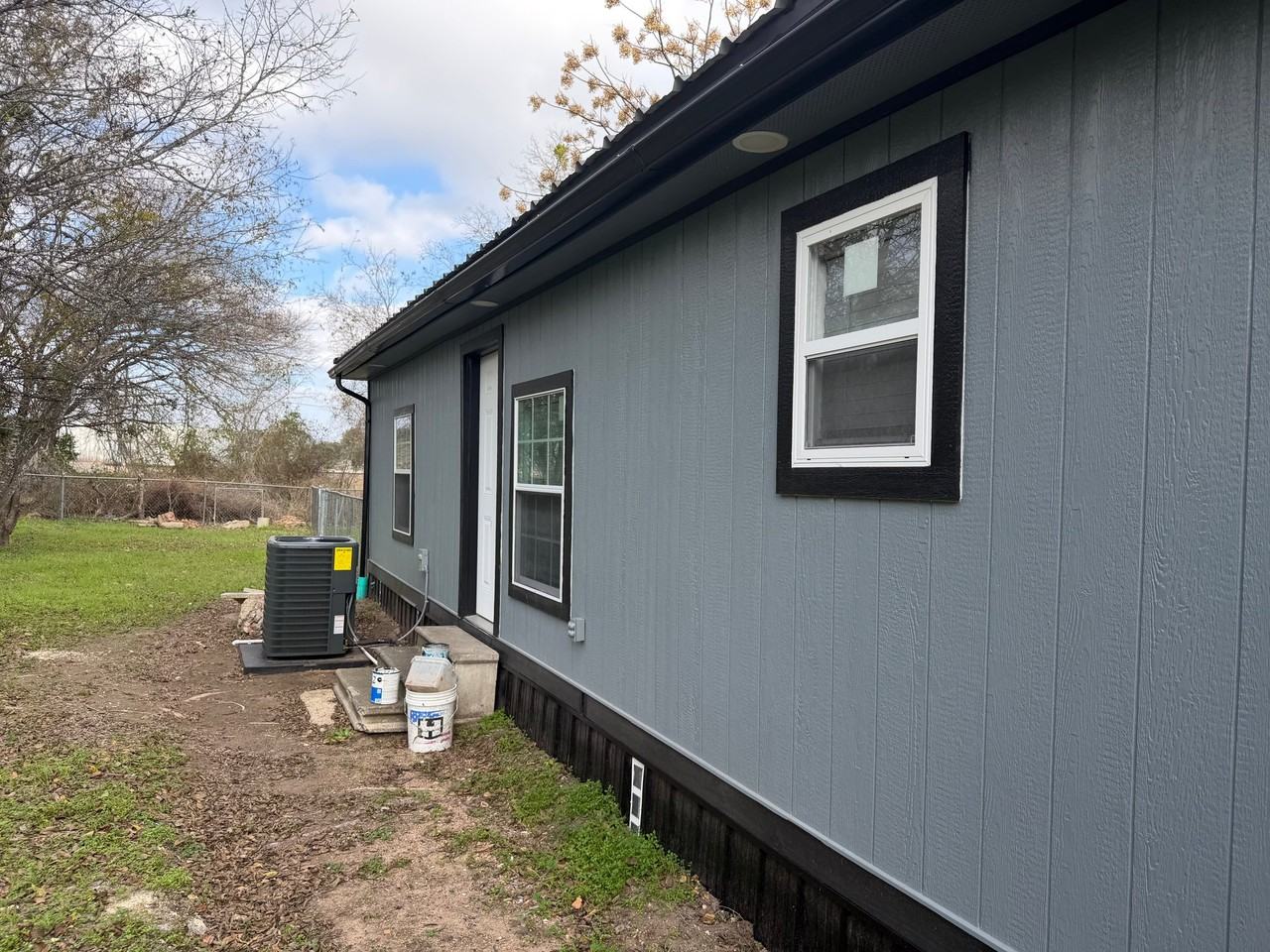 806 S Rusk Ave - Photo 5 of 18