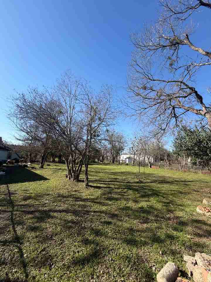 806 S Rusk Ave - Photo 7 of 18