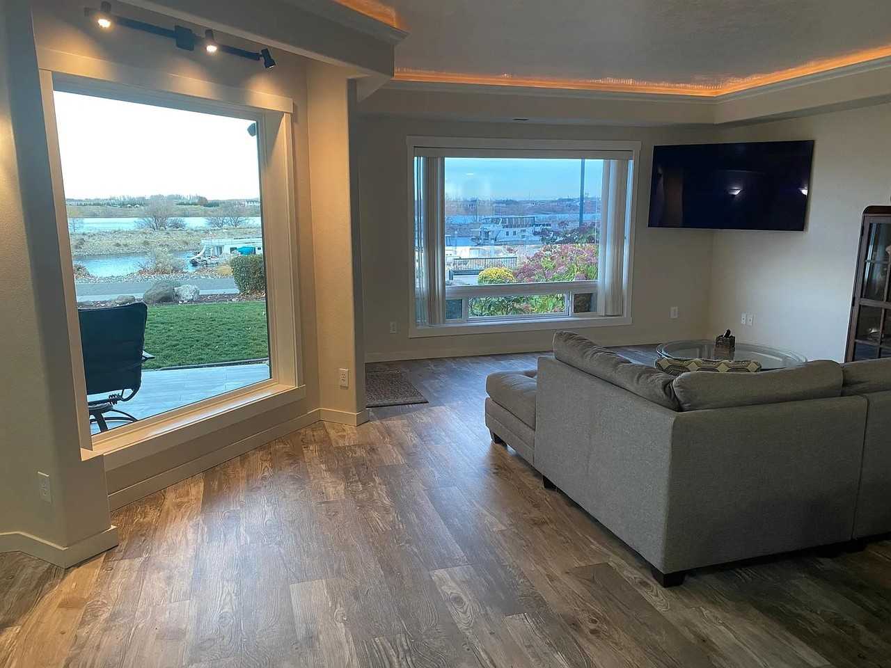 300 Columbia Point Dr #D101 - Photo 4 of 15