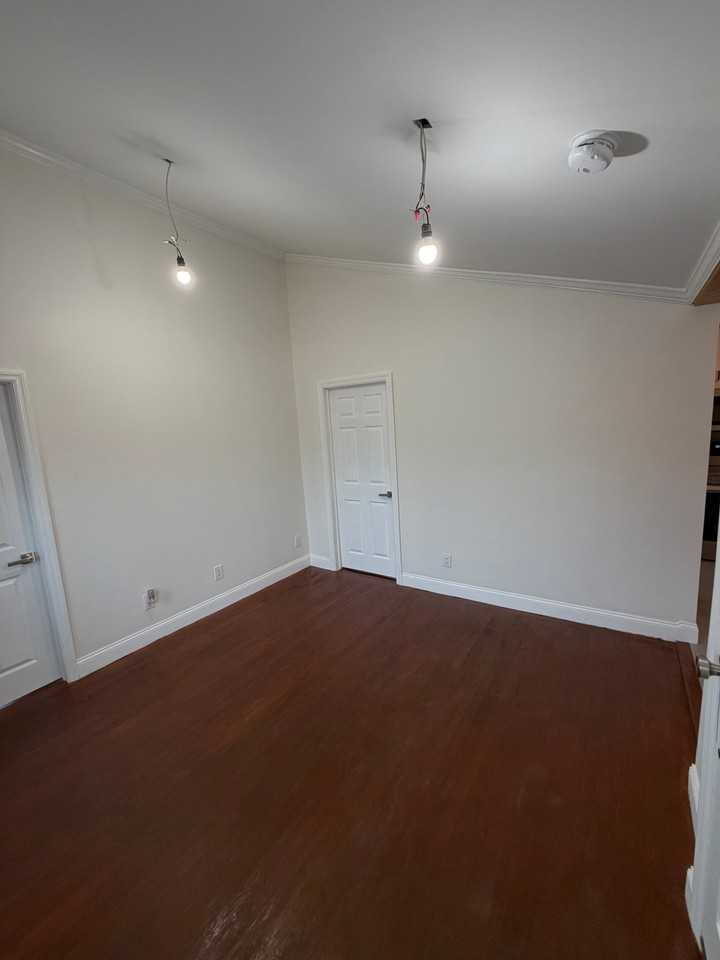 39 Jackson St #2 - Photo 7 of 10