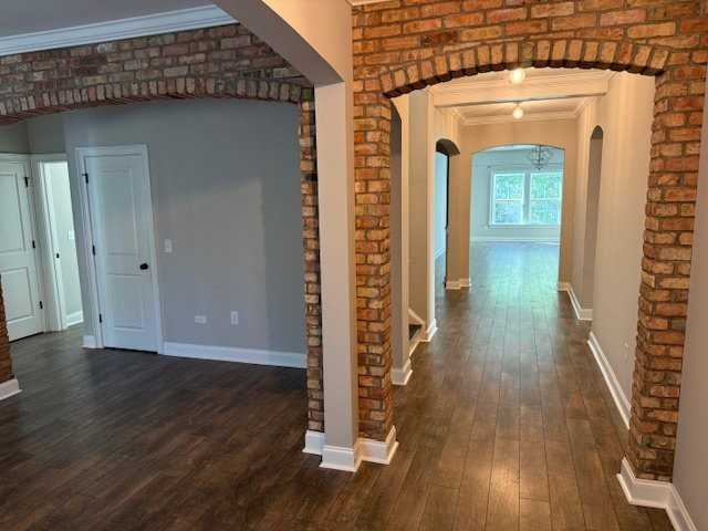 1611 Edgewood Dr - Photo 3 of 8