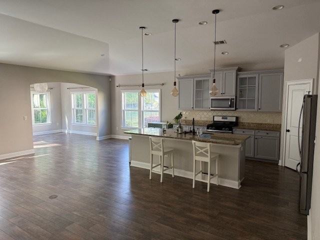 1611 Edgewood Dr - Photo 4 of 8