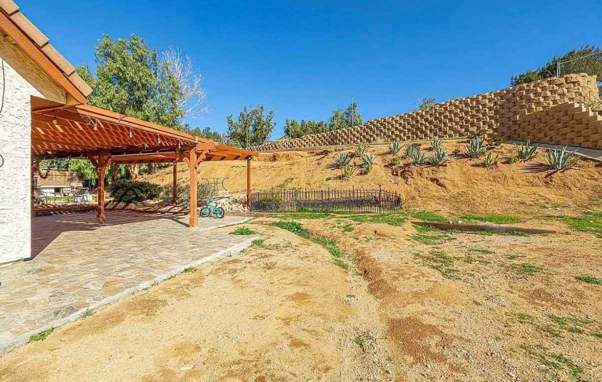 33656 Tradepost Rd - Photo 2 of 6