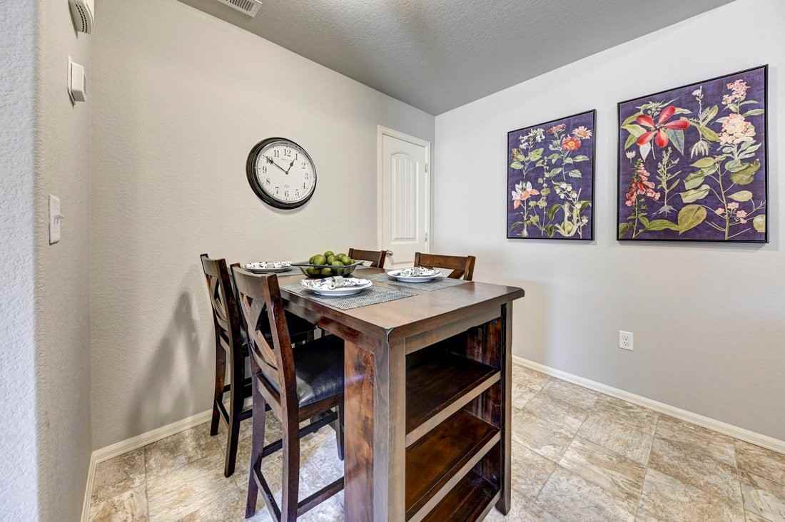 7604 Sand Lake Hts - Photo 4 of 19